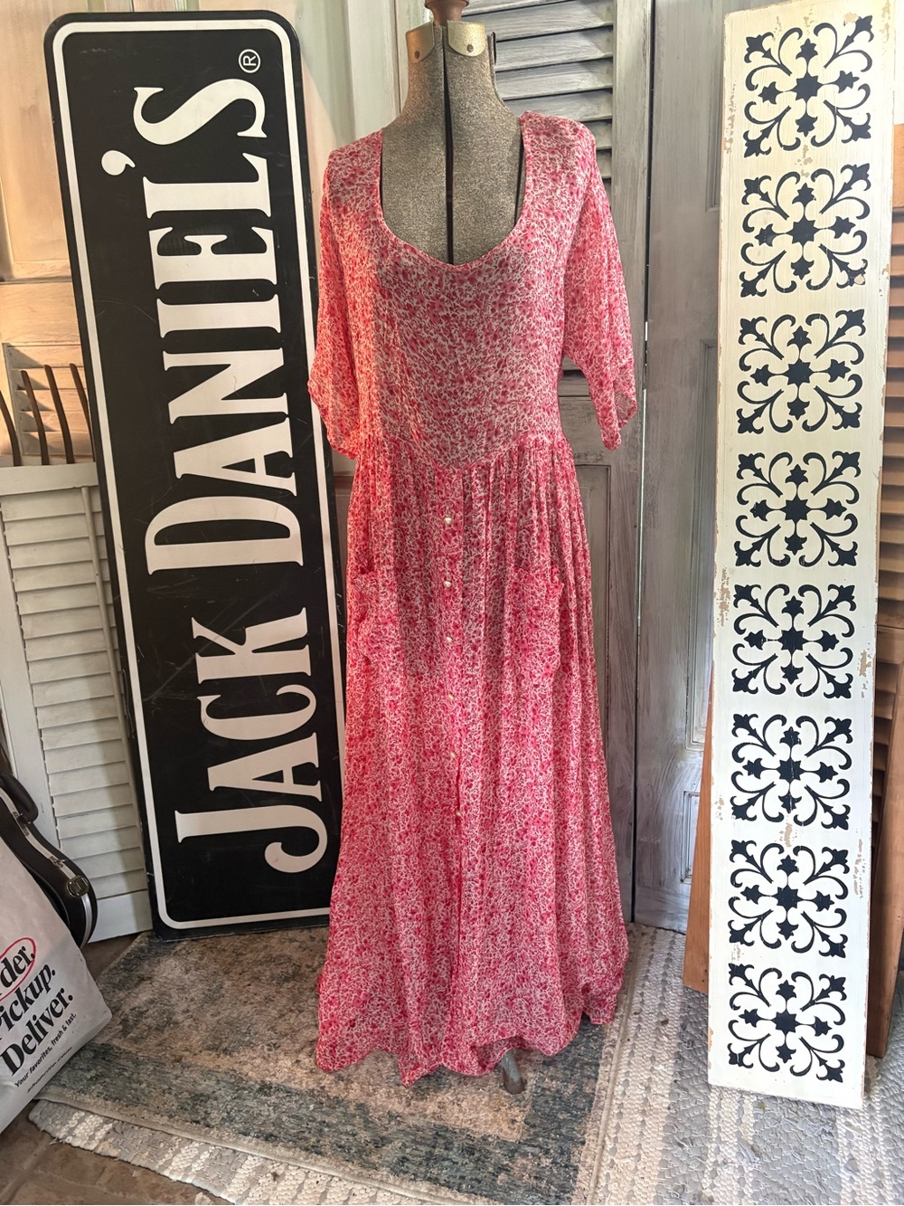 henri bendel Pink Floral Maxi Dress with Scoop Neck